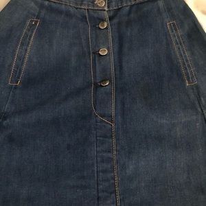 A line denim skirt front buttons and slit
